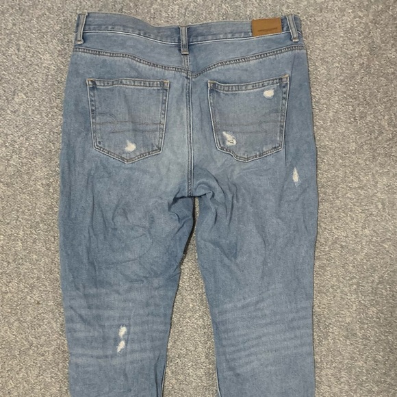 American Eagle Mom Jeans - Picture 3 of 5